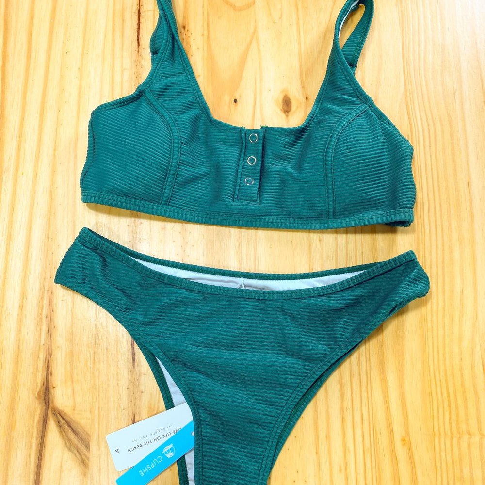 Cupshe Green Bikini Set (Medium) New With Tags